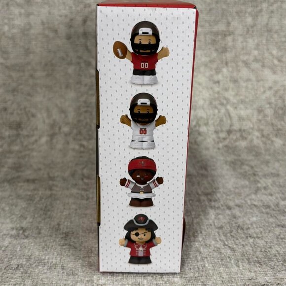NFL Tampa Bay Buccaneers 4" Figure Pack - Picture 2 of 8